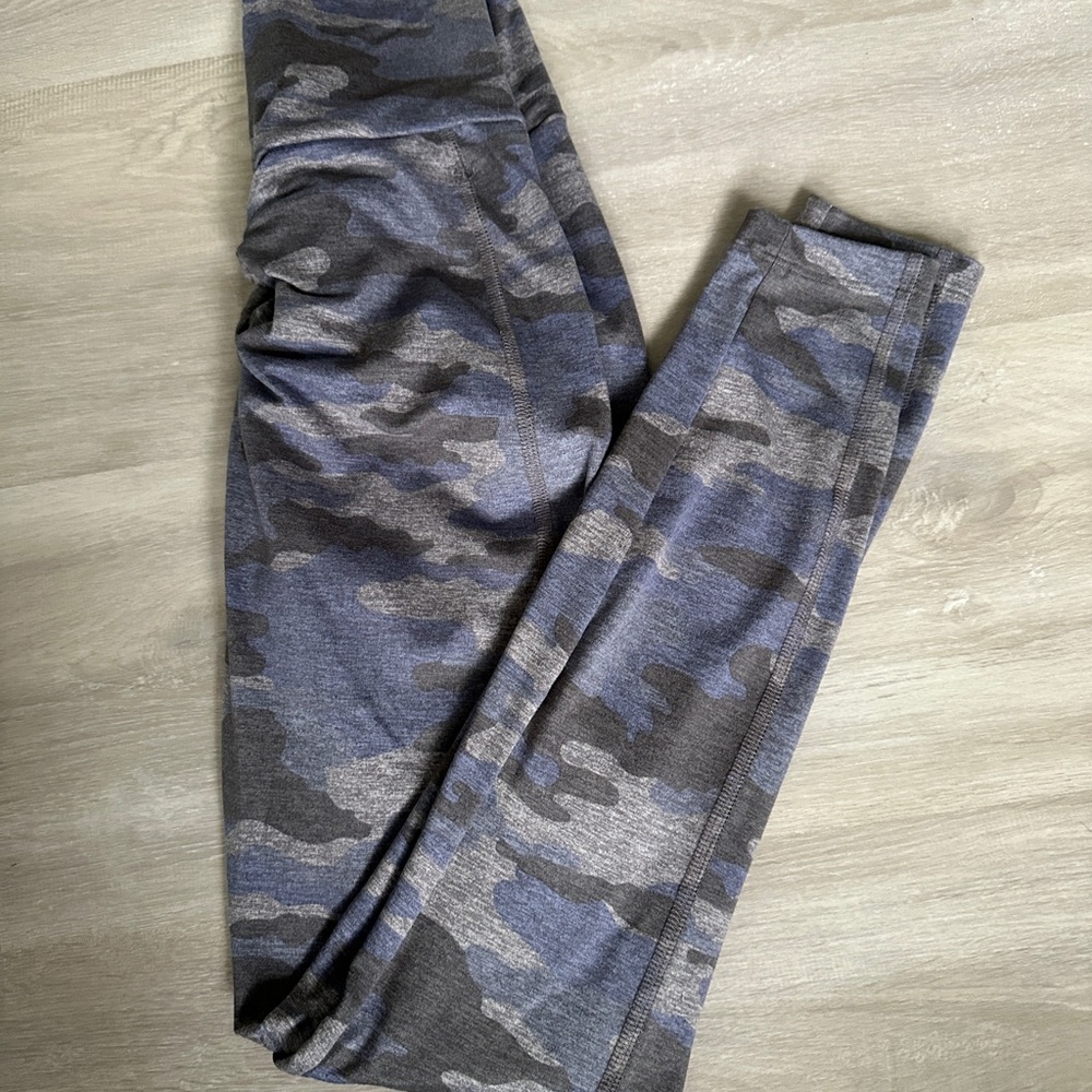 Bombshell Sportswear Gray Camo Leggings